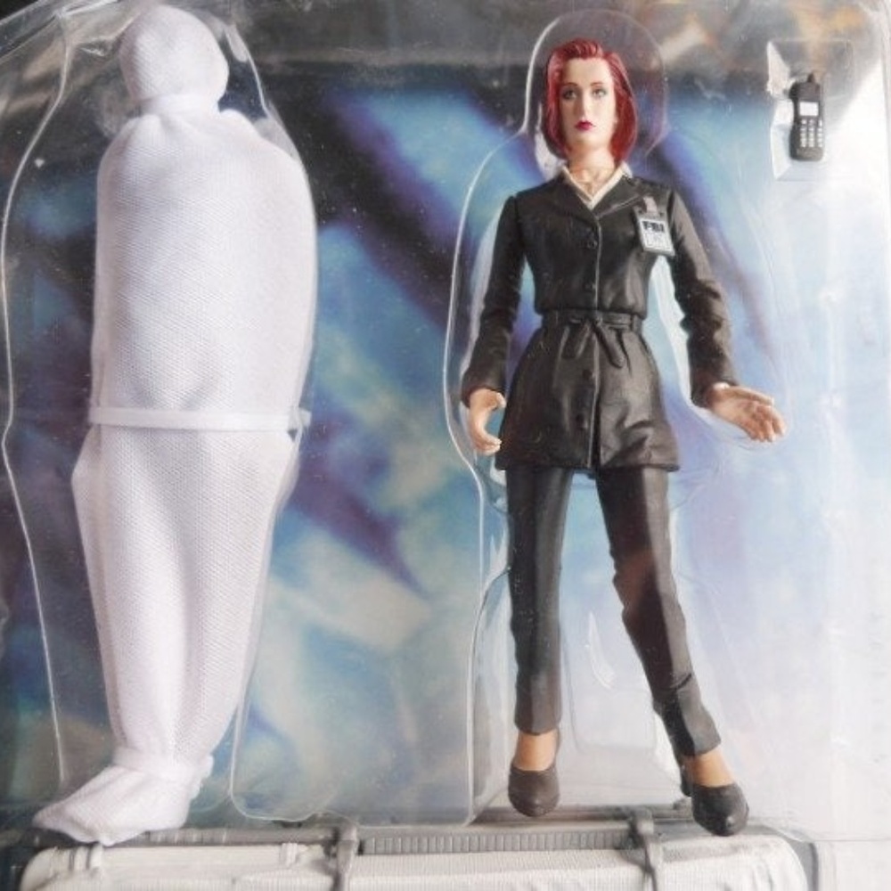 1998 The X Files Agent Dana Scully and Corpse - Picture 3 of 6